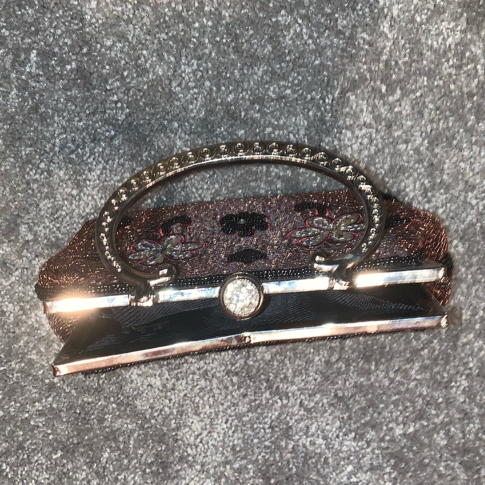 Purse - Picture 5 of 9